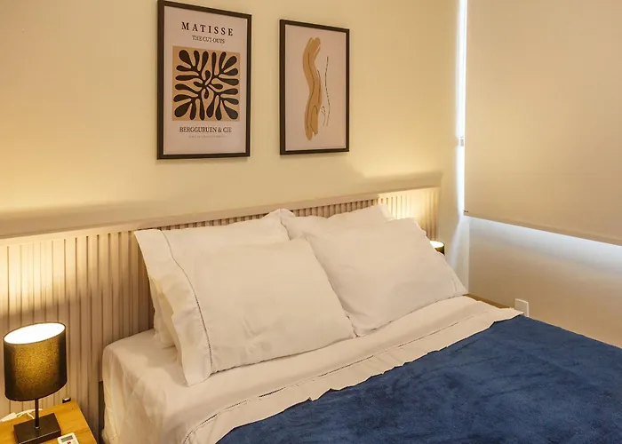 Apartamento 2 Quartos 200M Da Praia E Ao Lado Dos Shoppings Leblon